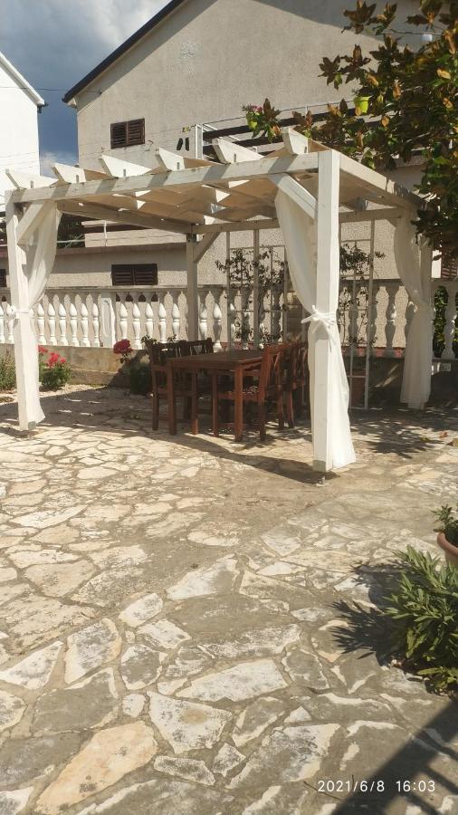Diklo Beach Apartments Robert & Renata 자다르 외부 사진